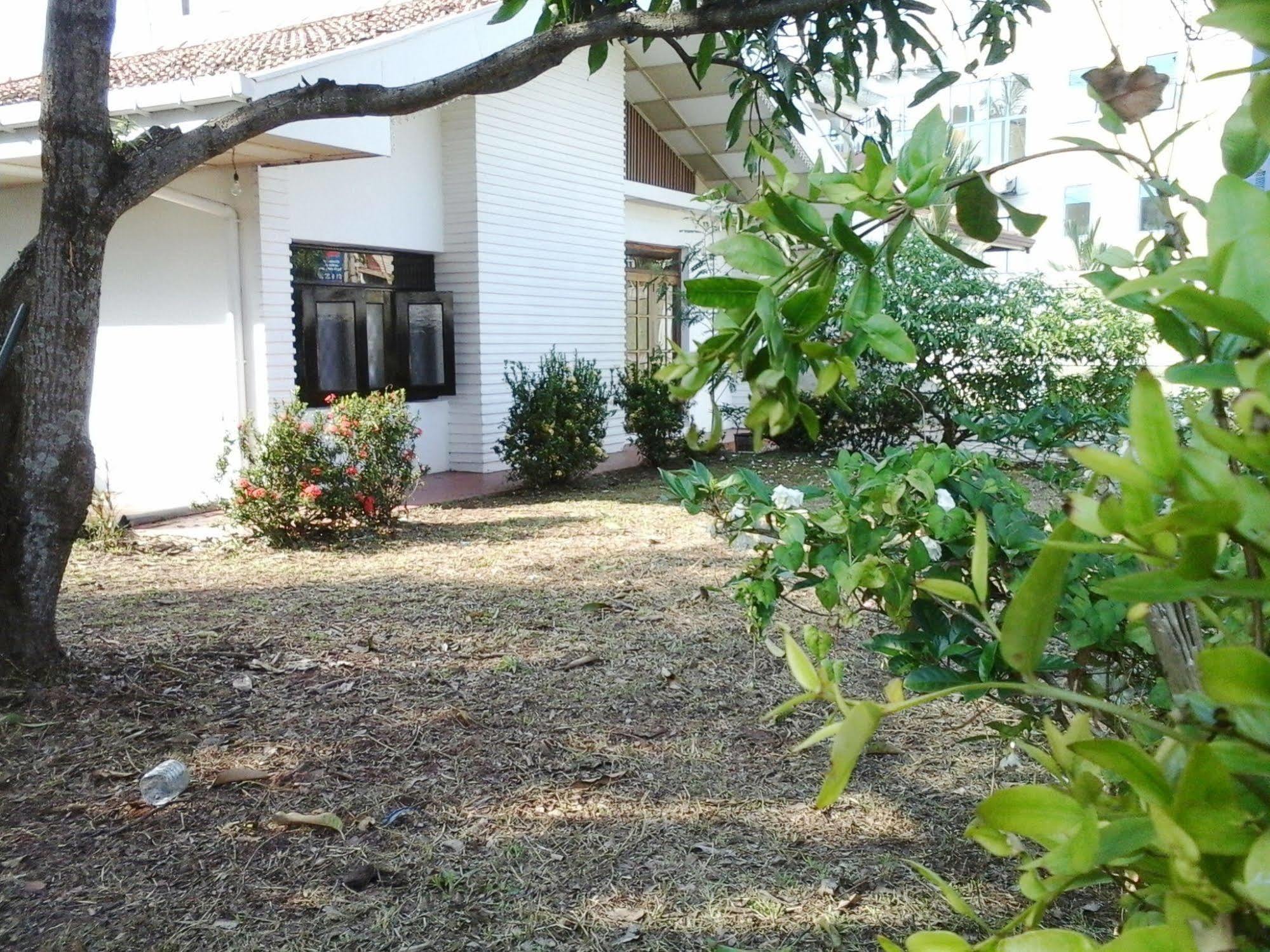 Mazz Homestay Negombo Exteriér fotografie